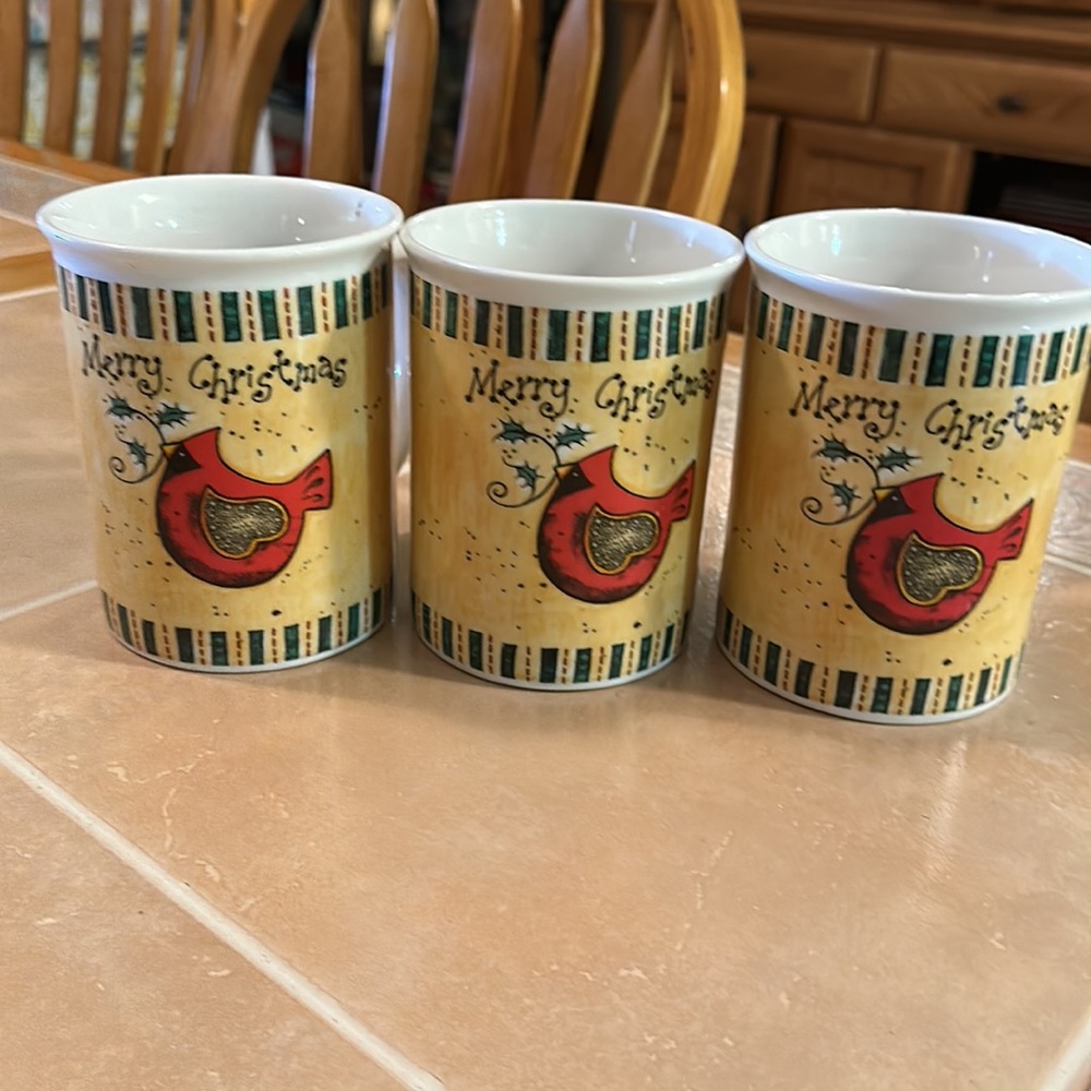 3 Christmas Mugs